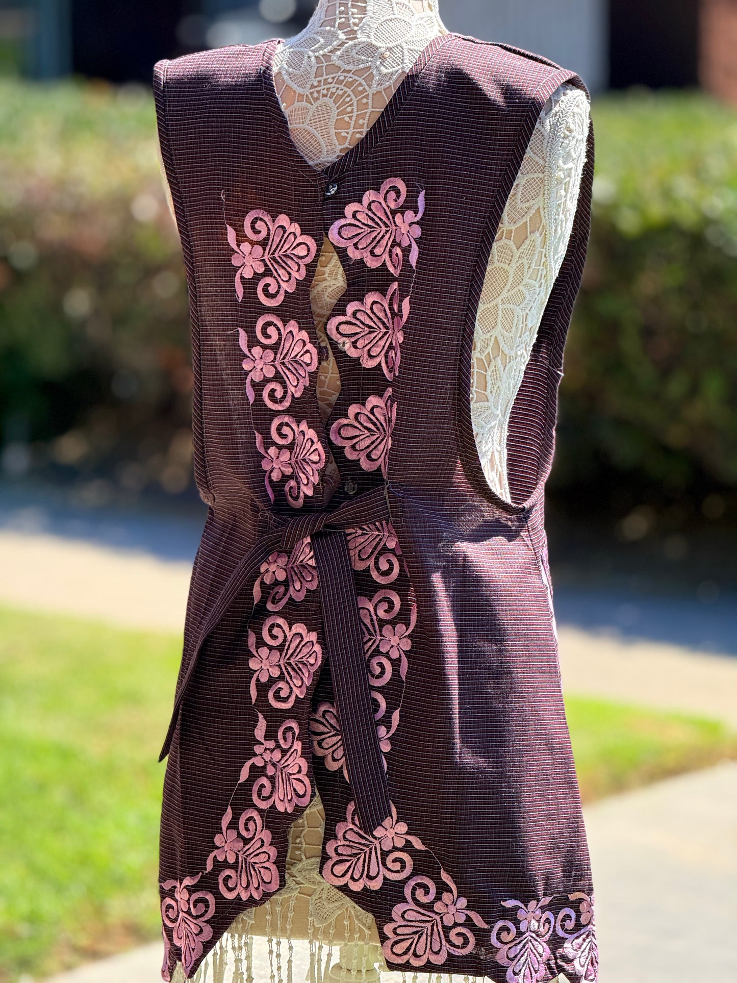 Plum Floral Apron/Mandil L