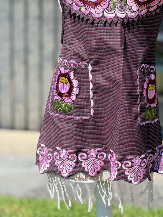Plum  Apron/Mandil M