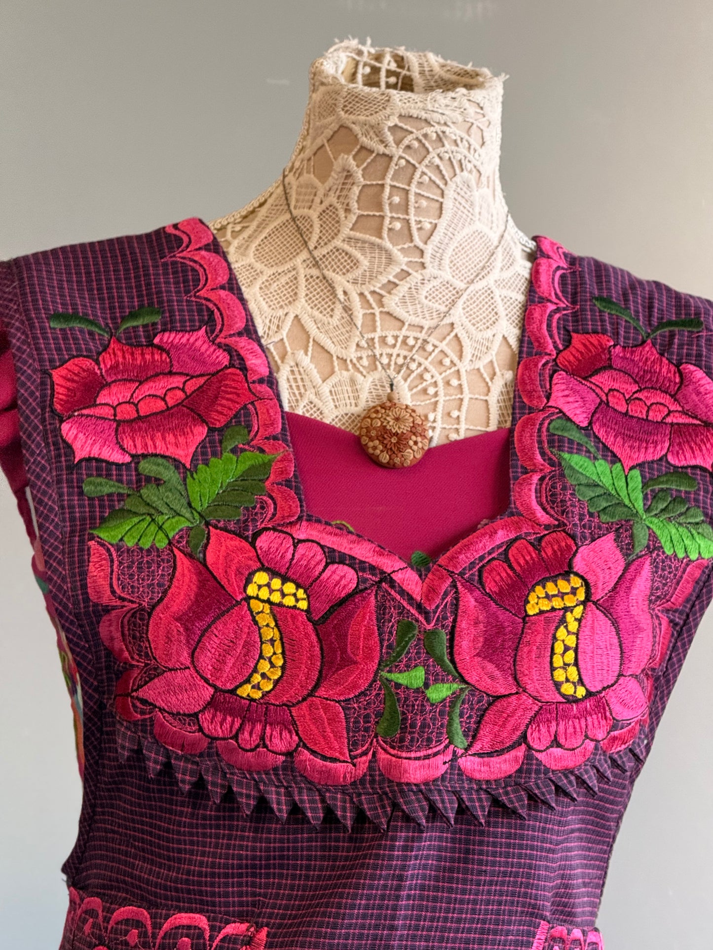 "Rufina" Purple/Pink Embroidered Apron (36) Medium