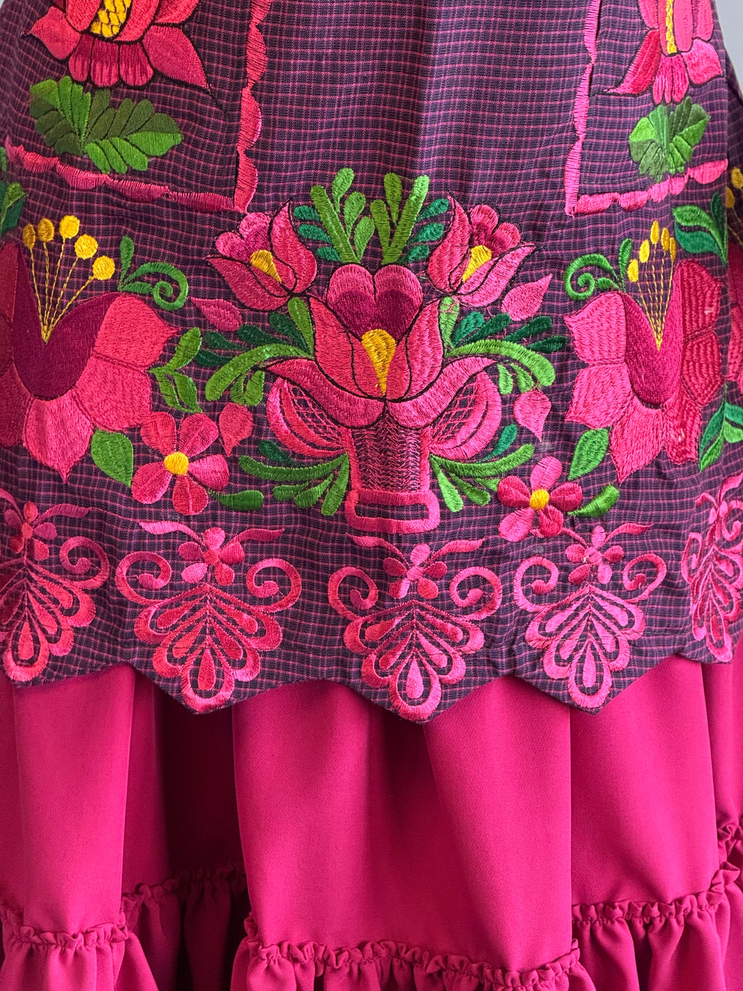 "Rufina" Purple/Pink Embroidered Apron (36) Medium