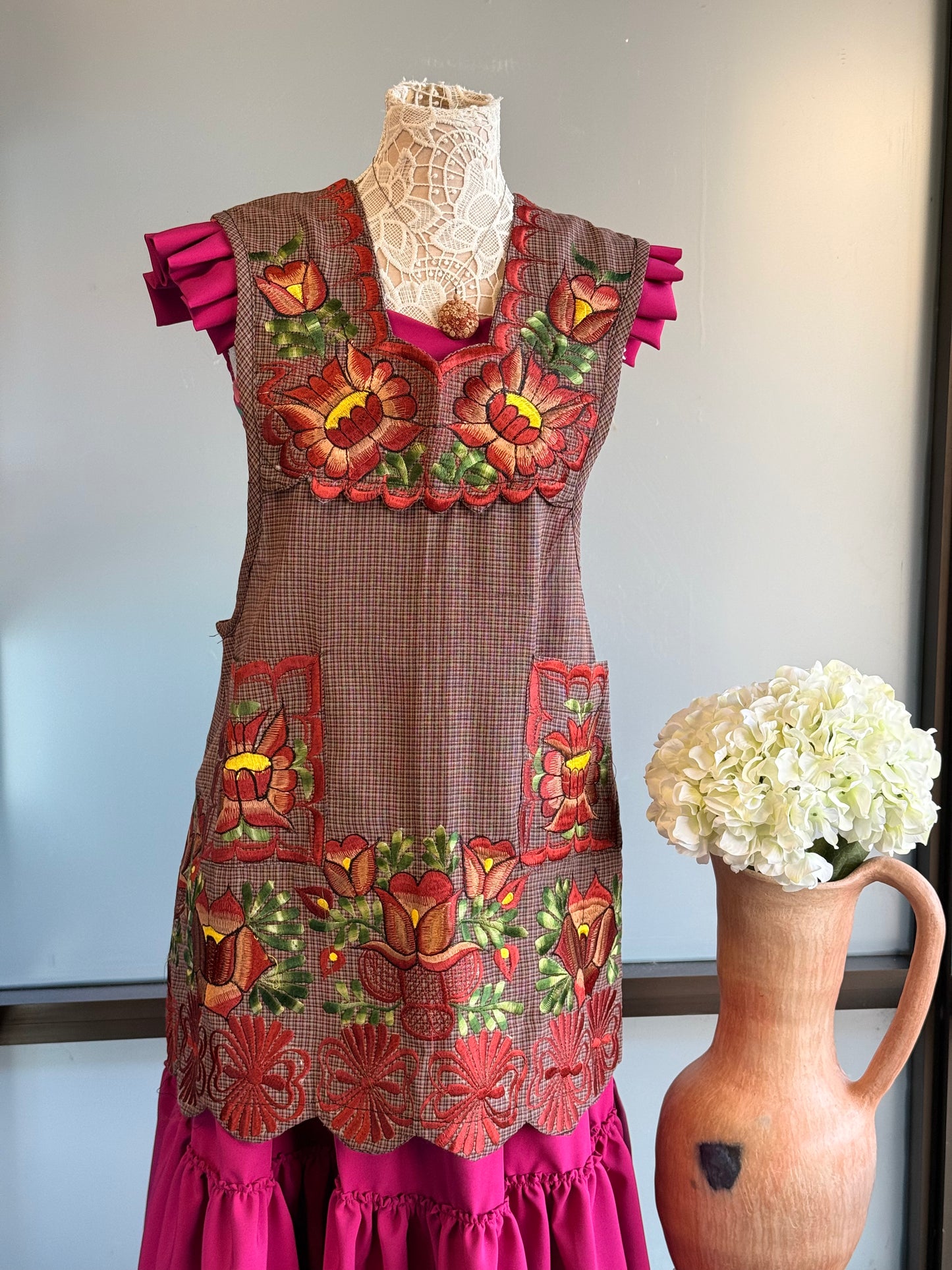 "Trinidad" Terracotta Embroidered Apron (38) Large