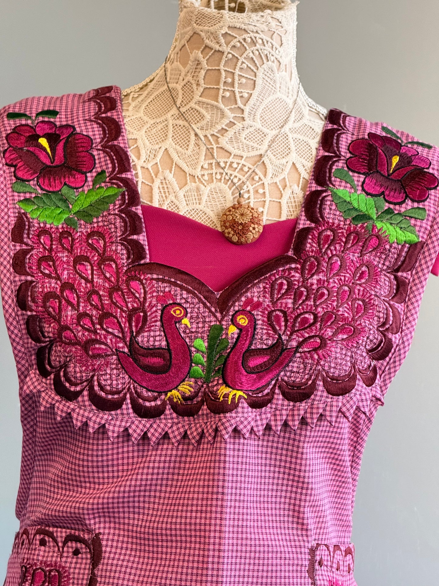 "Cecilia" Embroidered Apron (38) Large