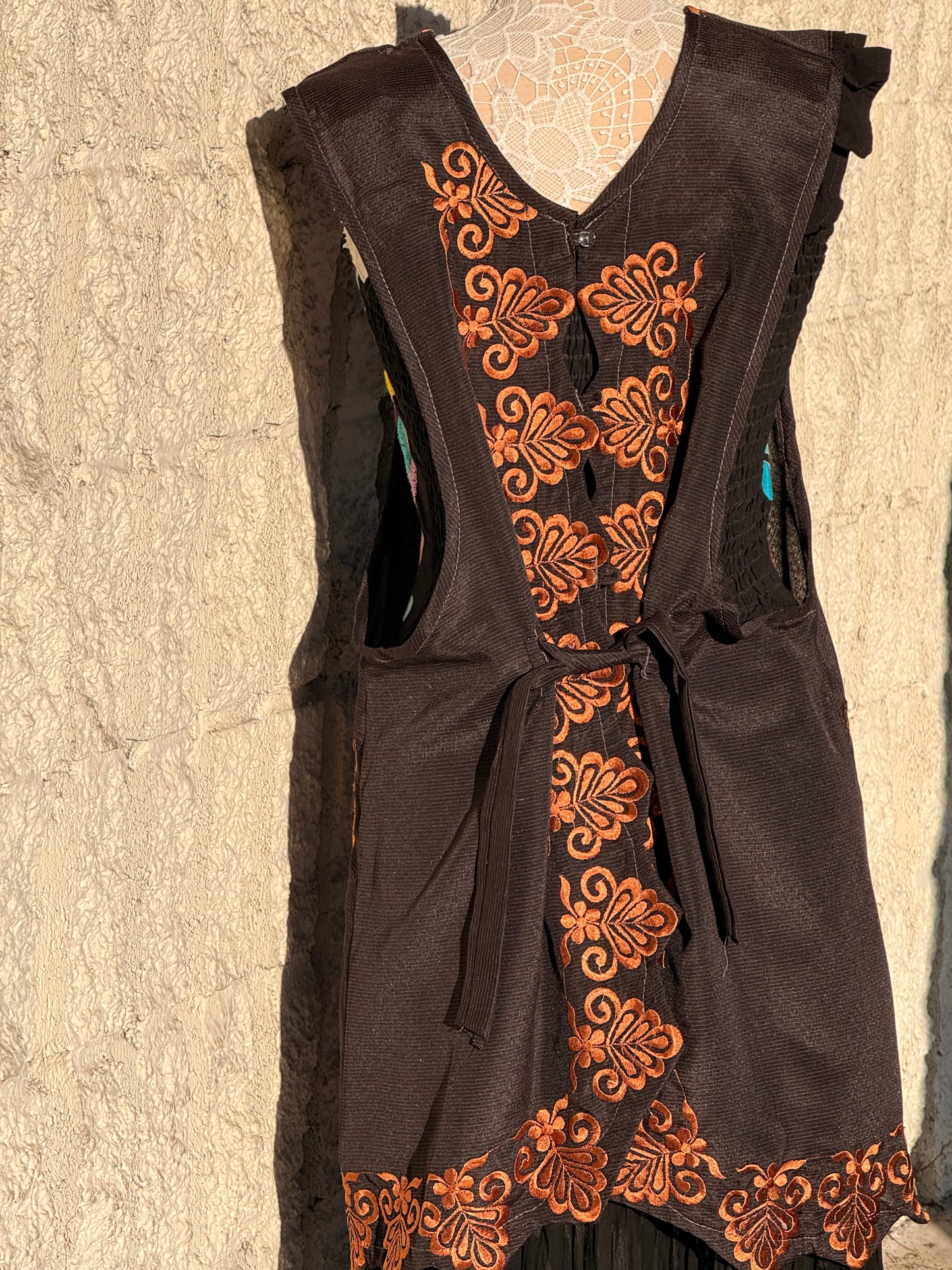 "Denisse" Fall Peacock Apron with Flower 2XL