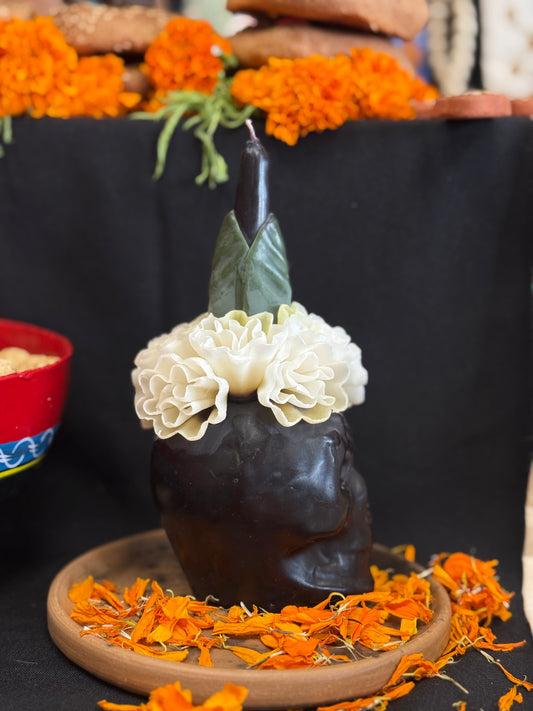 Skull candle white flower/ Vela de calavera