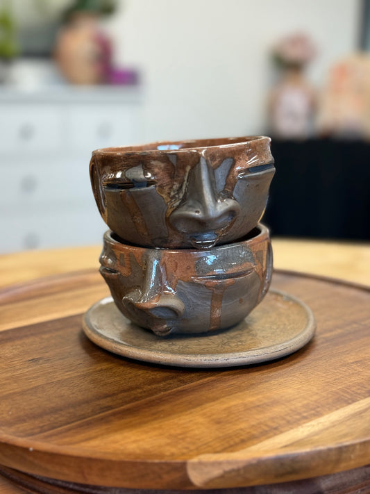 Carita Mug (red tone)