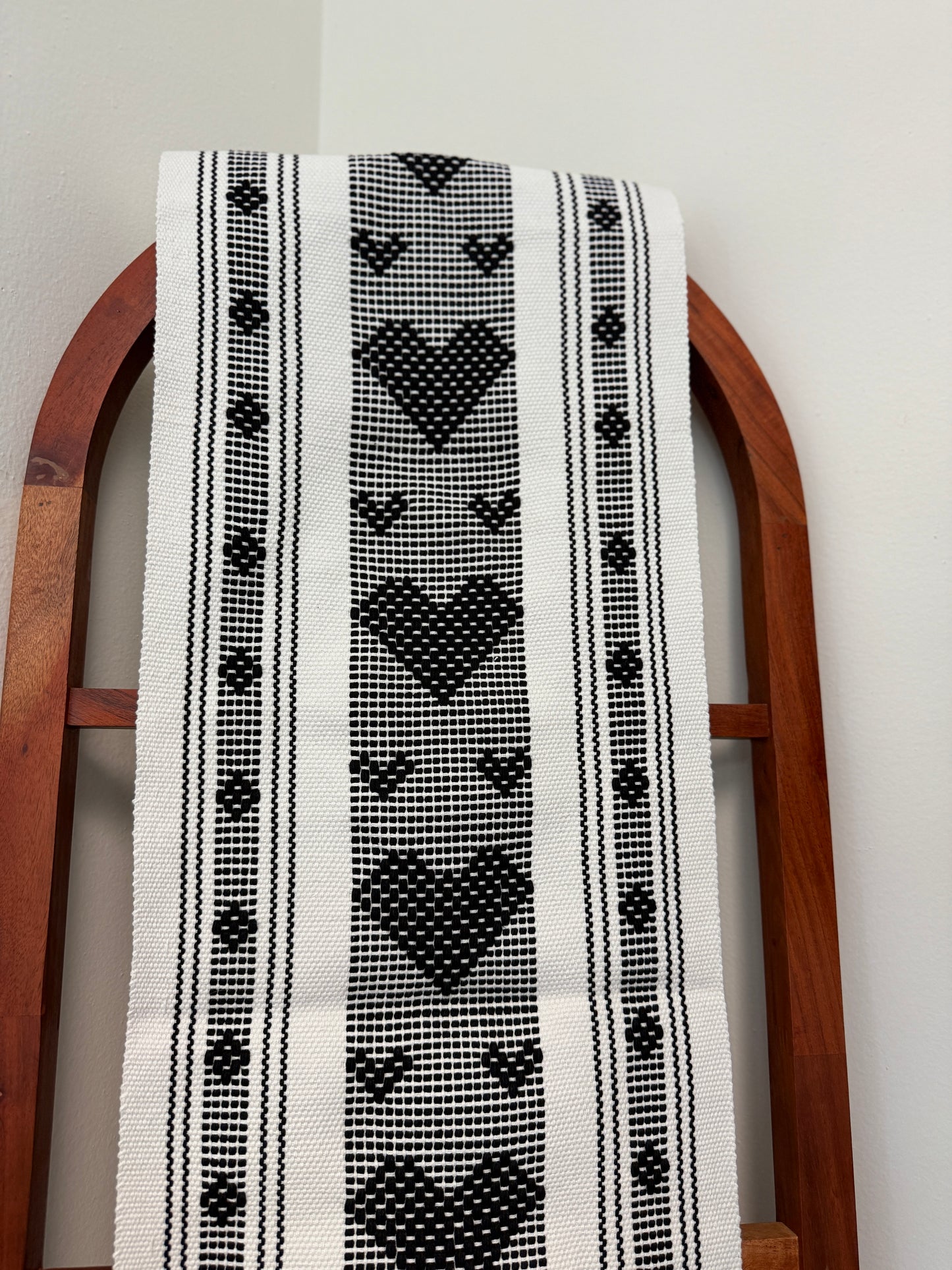 Norma Table Runner