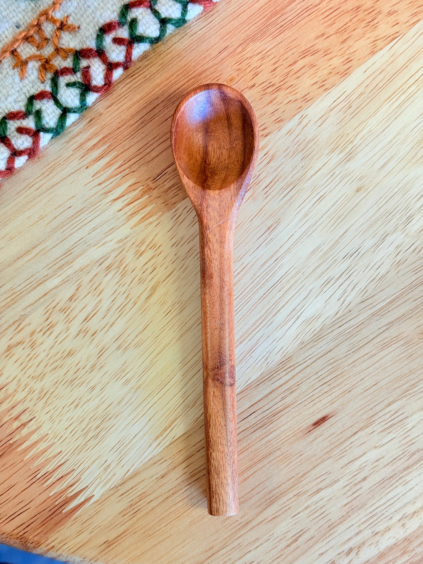 Guamuchil cucharas/spoons