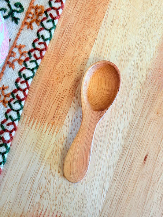 Guamuchil cucharas/spoons