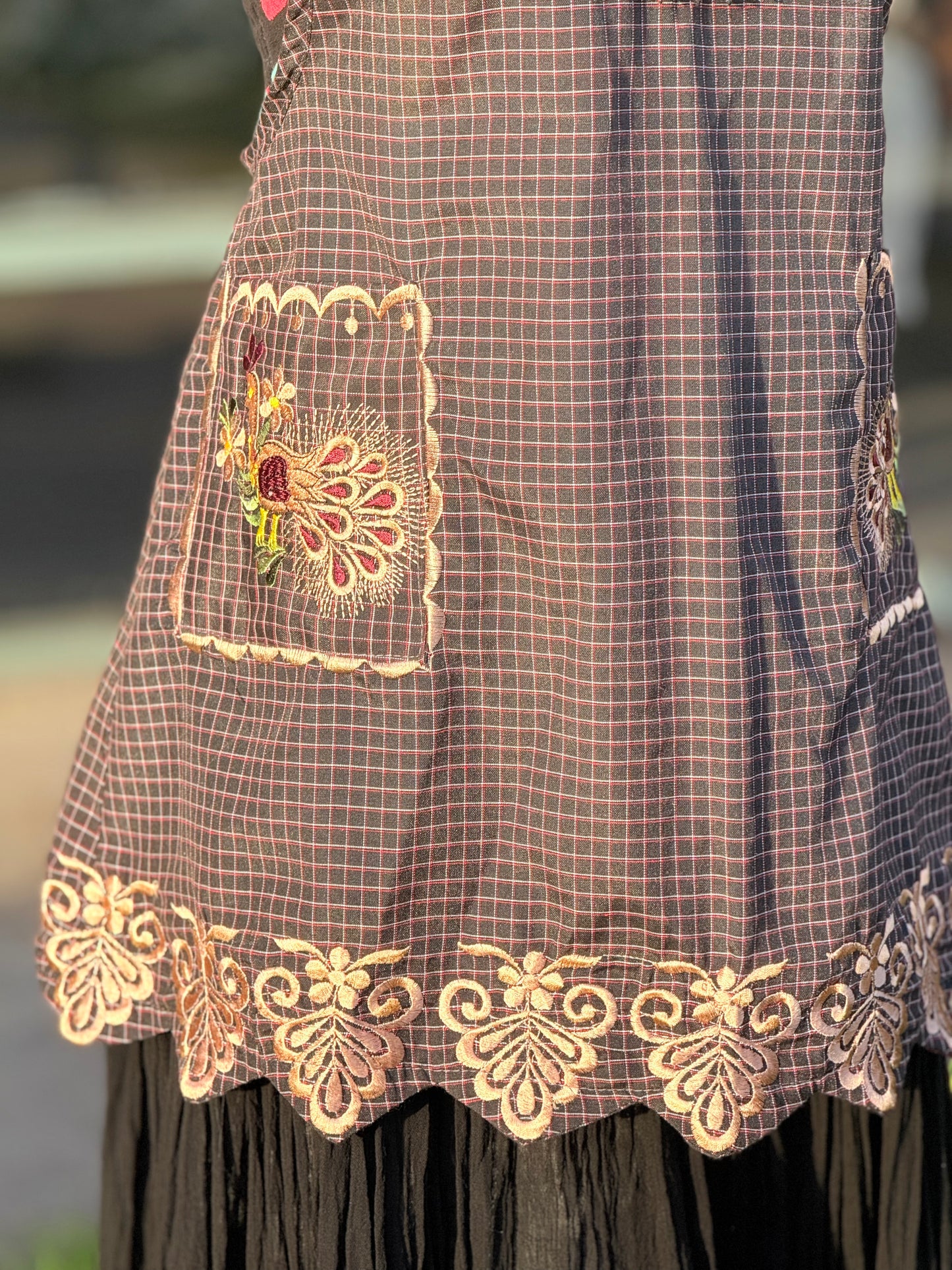 Chocolate Brown Peacock Apron/Mandil L