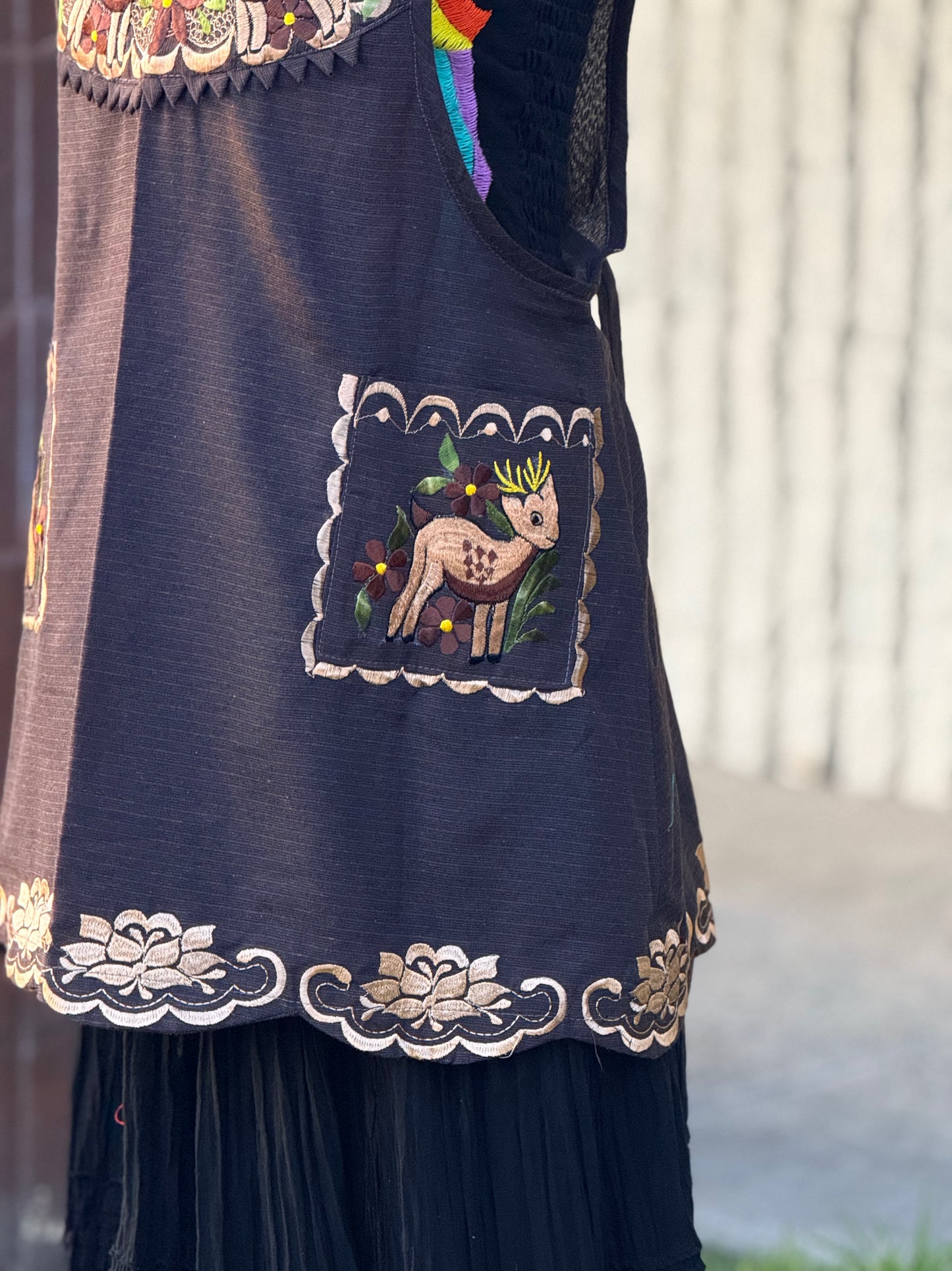 Dark Brown Deer Apron Mandil XL